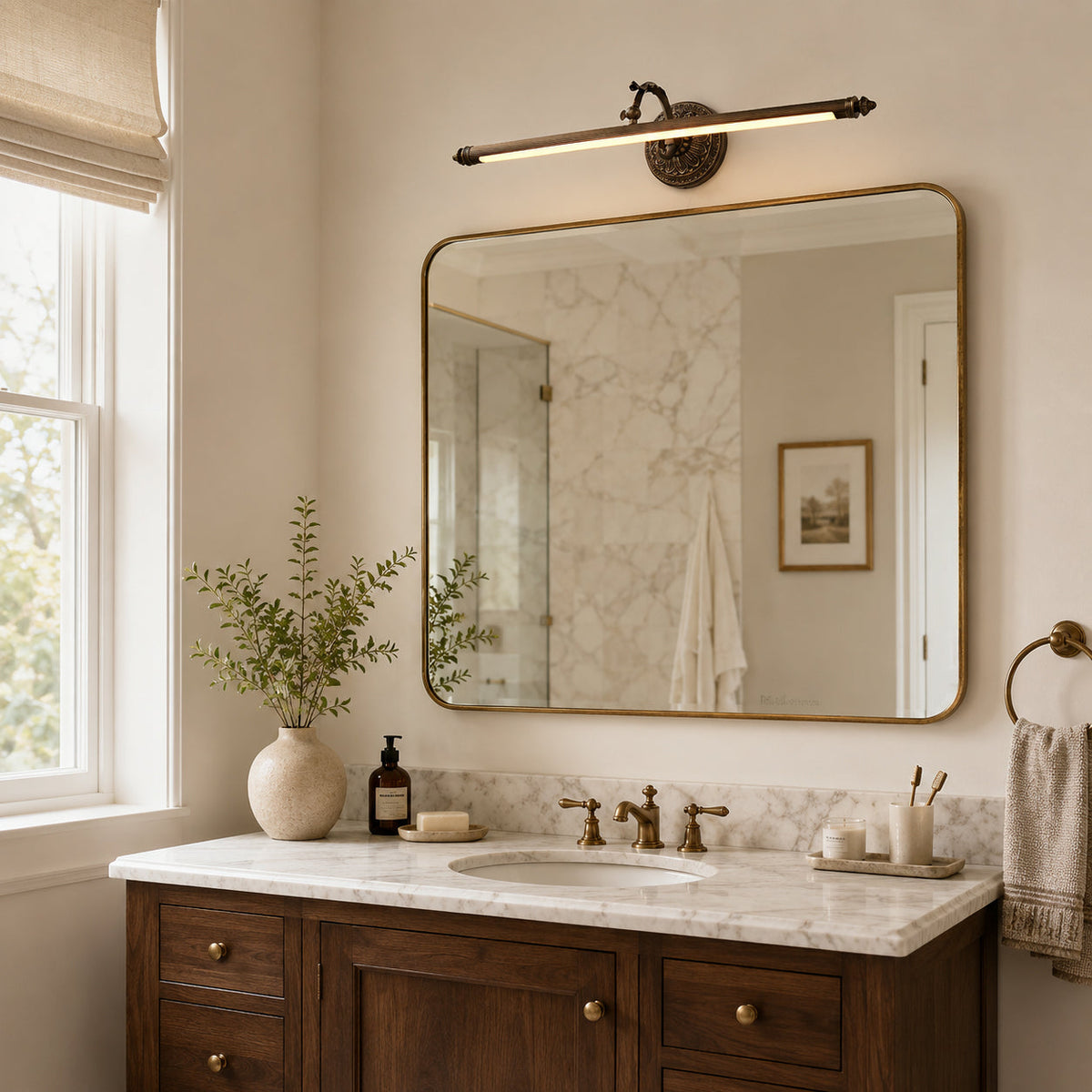 Oriinora Brass Wall Sconce