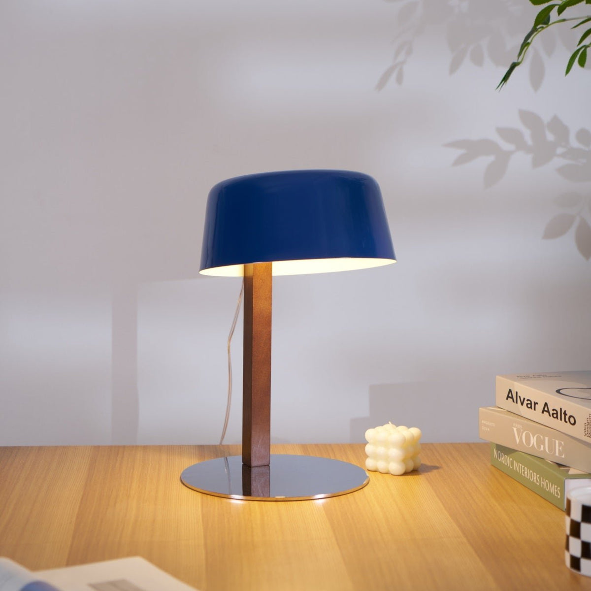 Dario Tilted Table Lamp