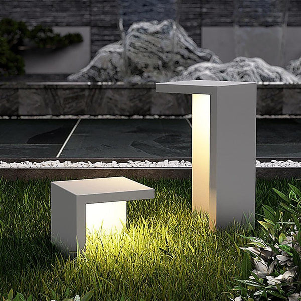 Empty Outdoor Table Lamp