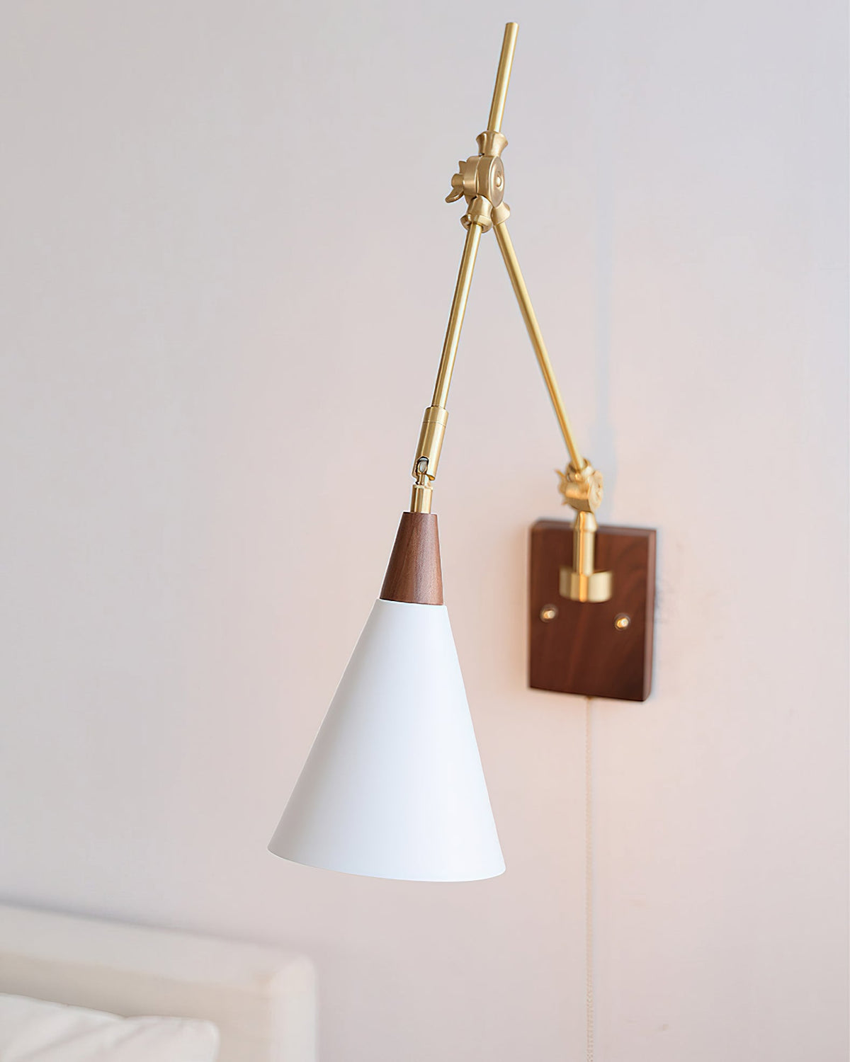 Laurent Swing Arm Wall Lamp