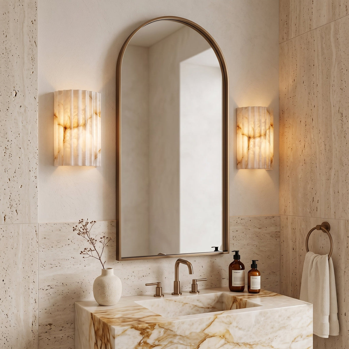 Lumarenne Wall Light