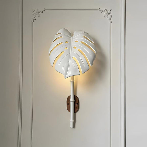 Monella Wall Lamp