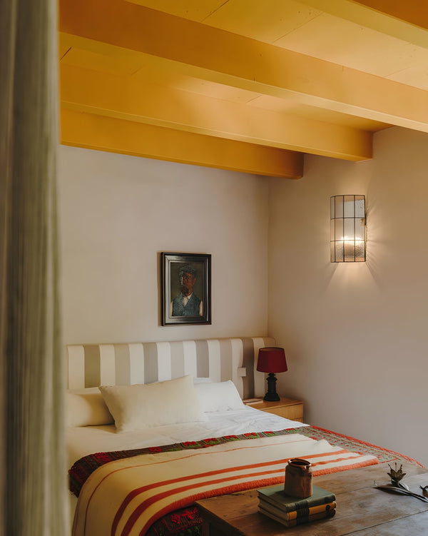 Cirivette Guy 731 Wall Lamp