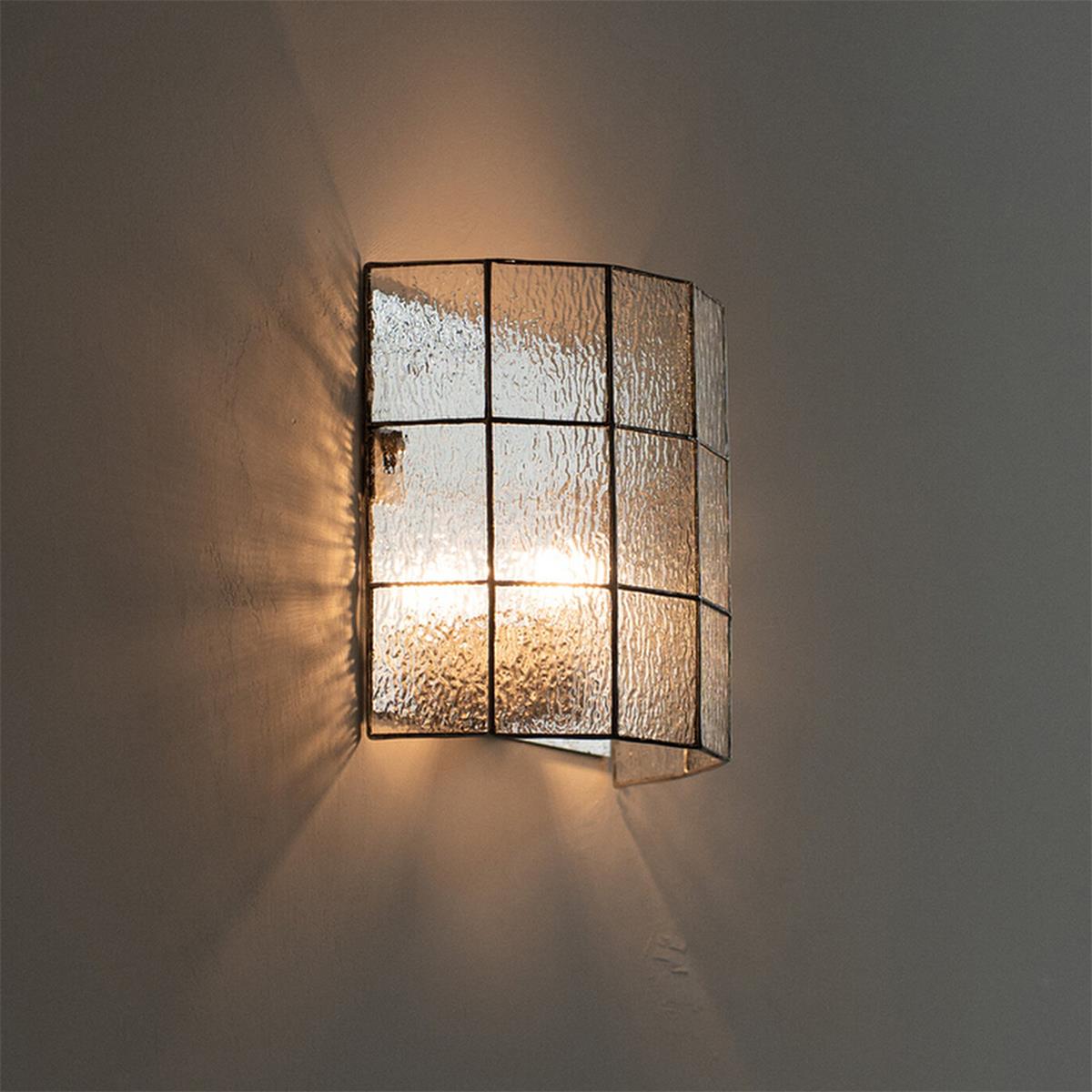 Cirivette Guy 731 Wall Lamp