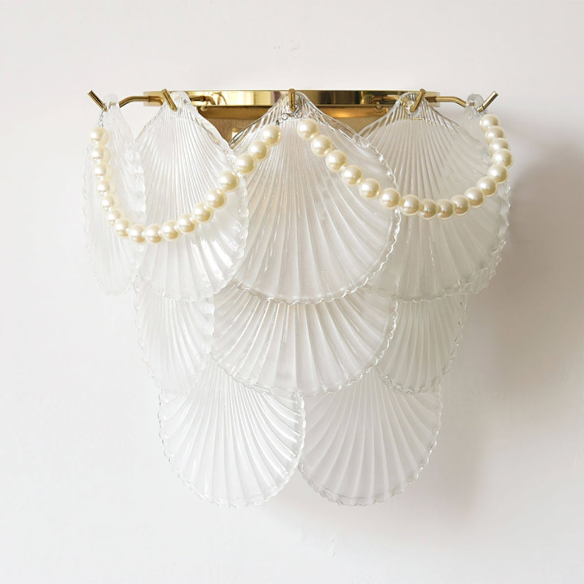 Perlora Wall Lamp