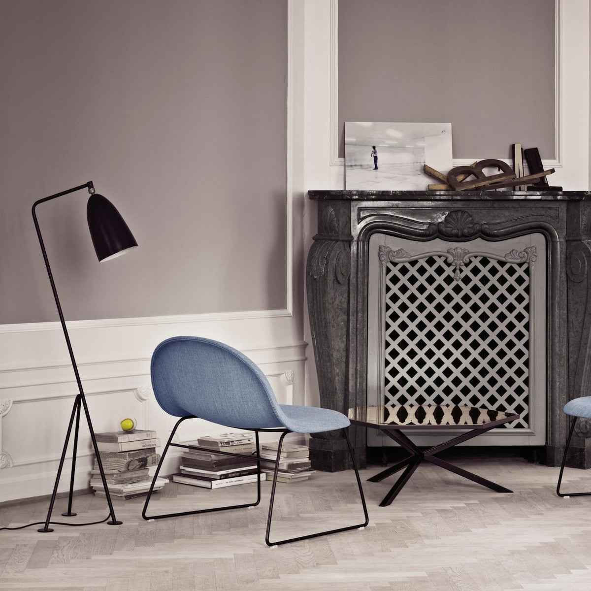 Lean Floor Lamp