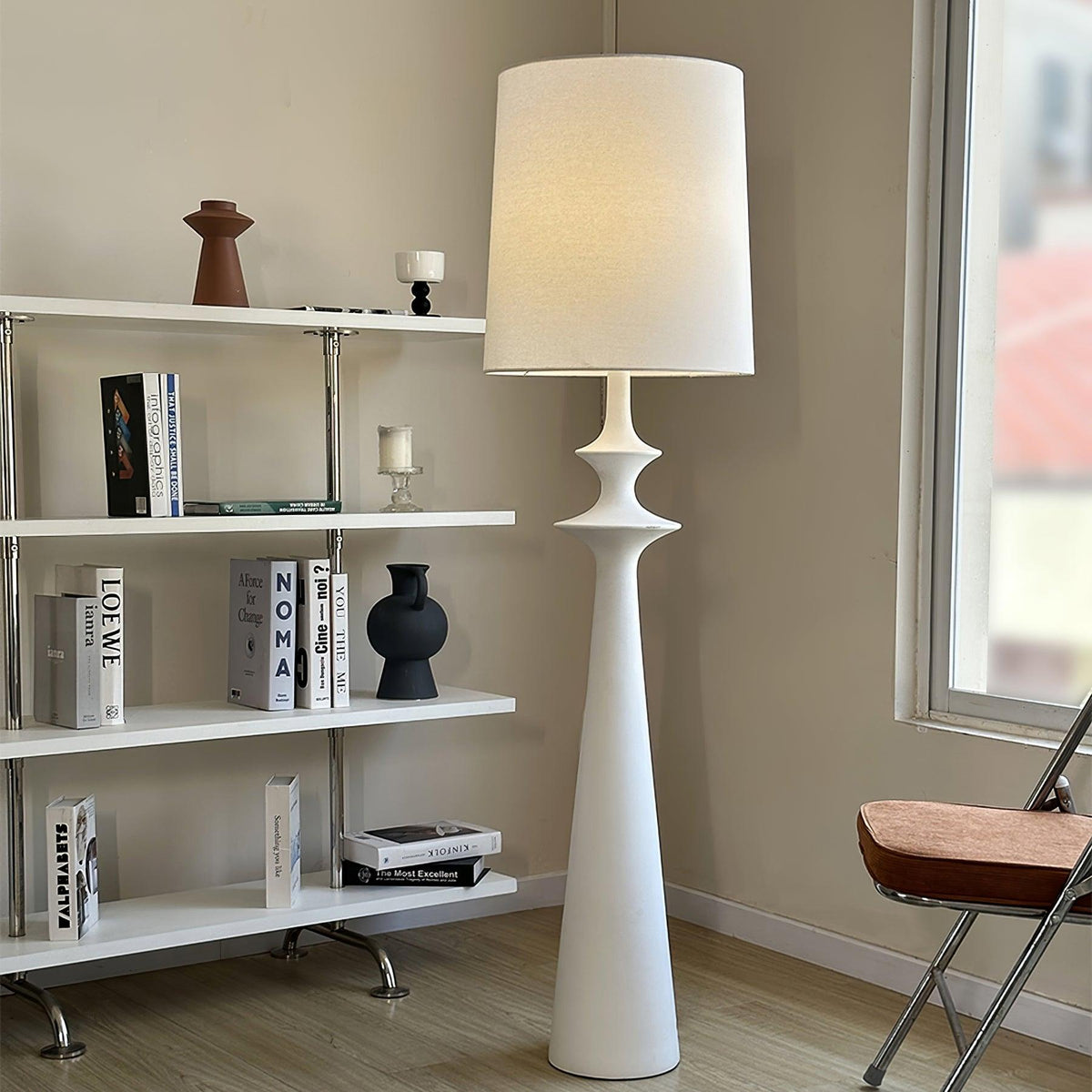 Elaiielle Floor Lamp