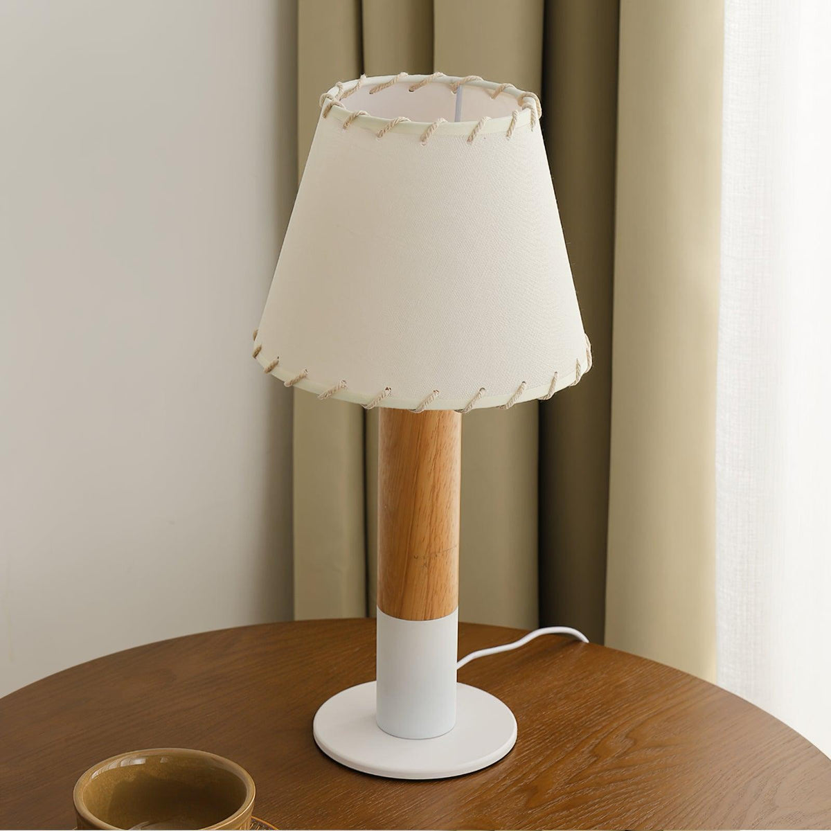 Virainina Table Lamp