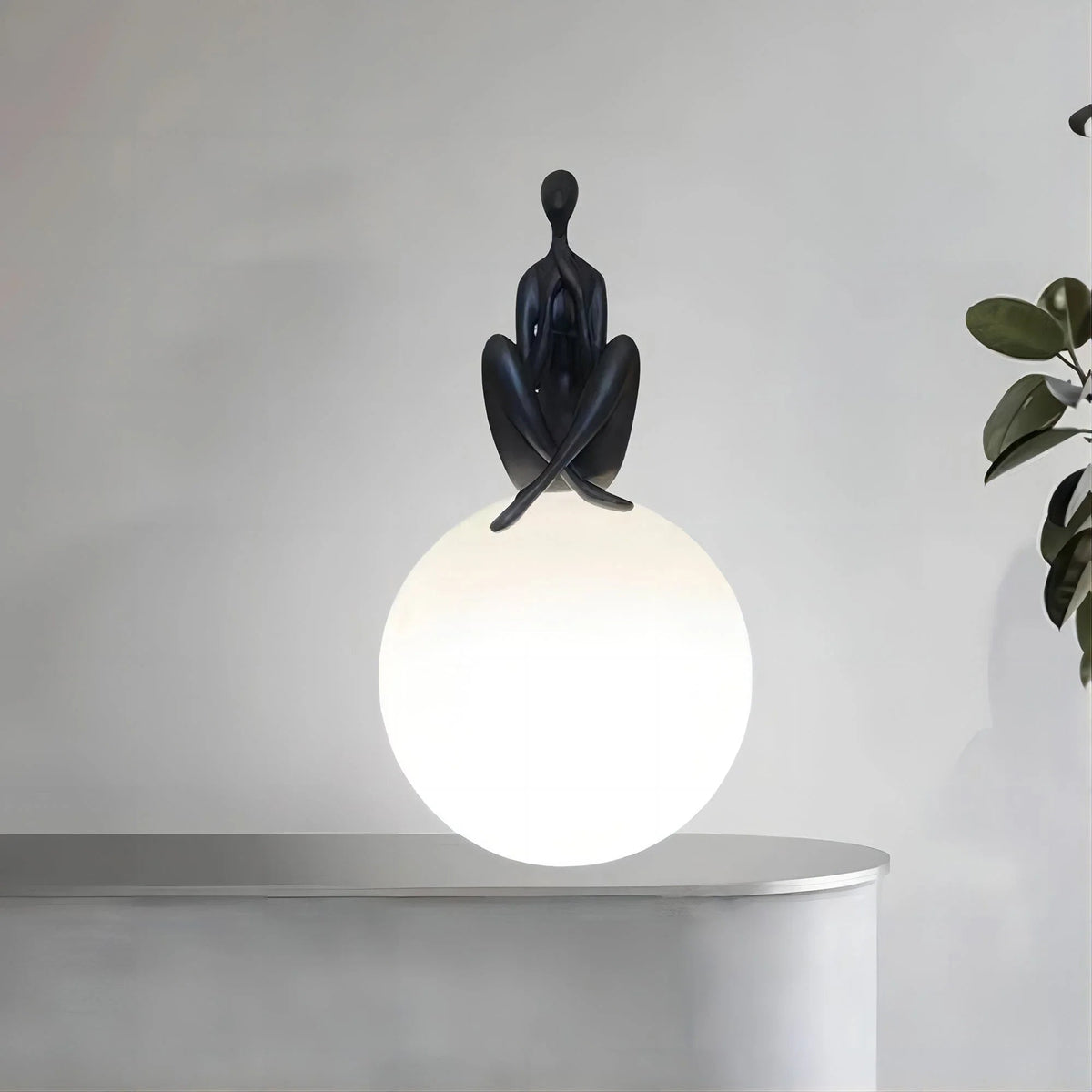 Statue Deco Table Lamp - B