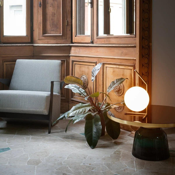 IC Table Lamp