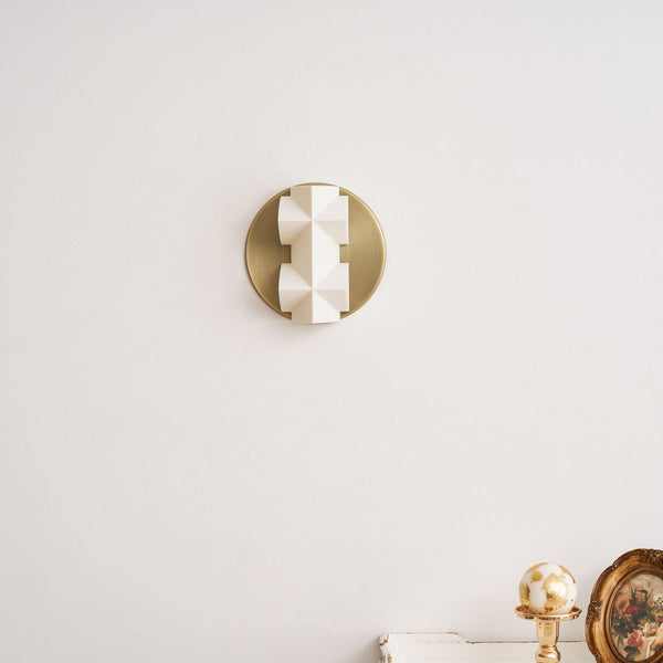 Naala Sconce