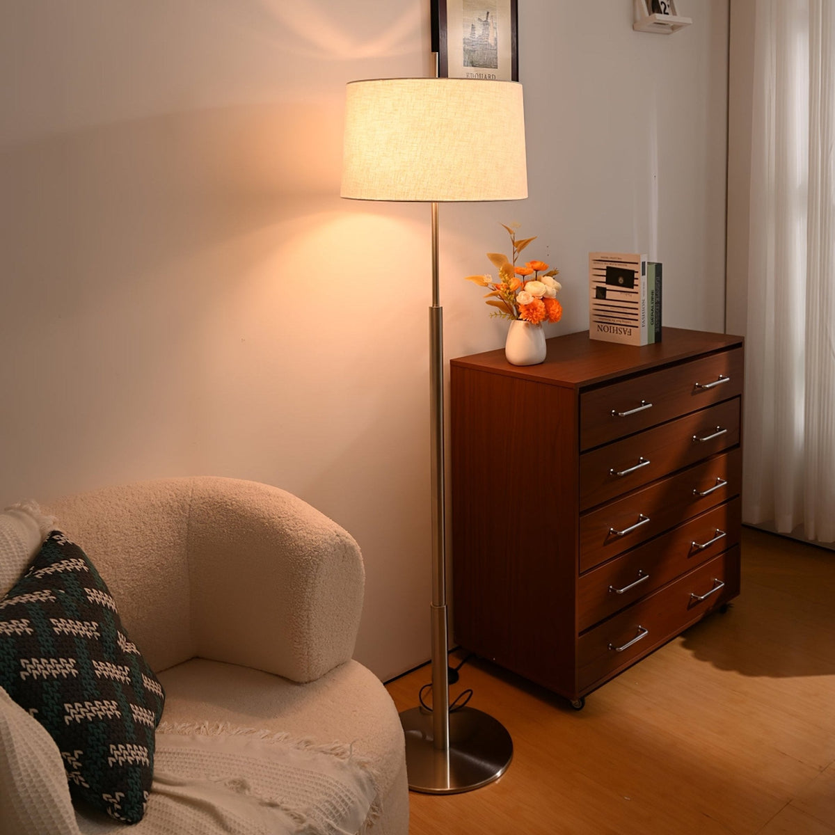 Rilume Floor Lamp