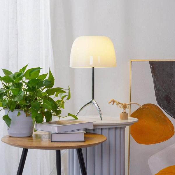 Lumiere Table Lamp