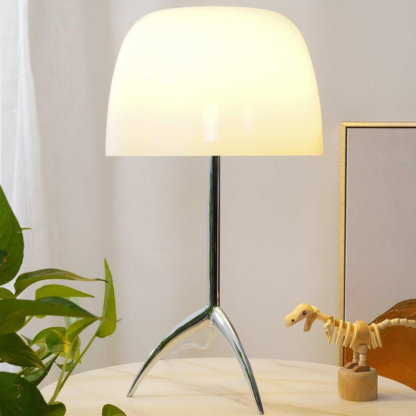 Lumiere Table Lamp