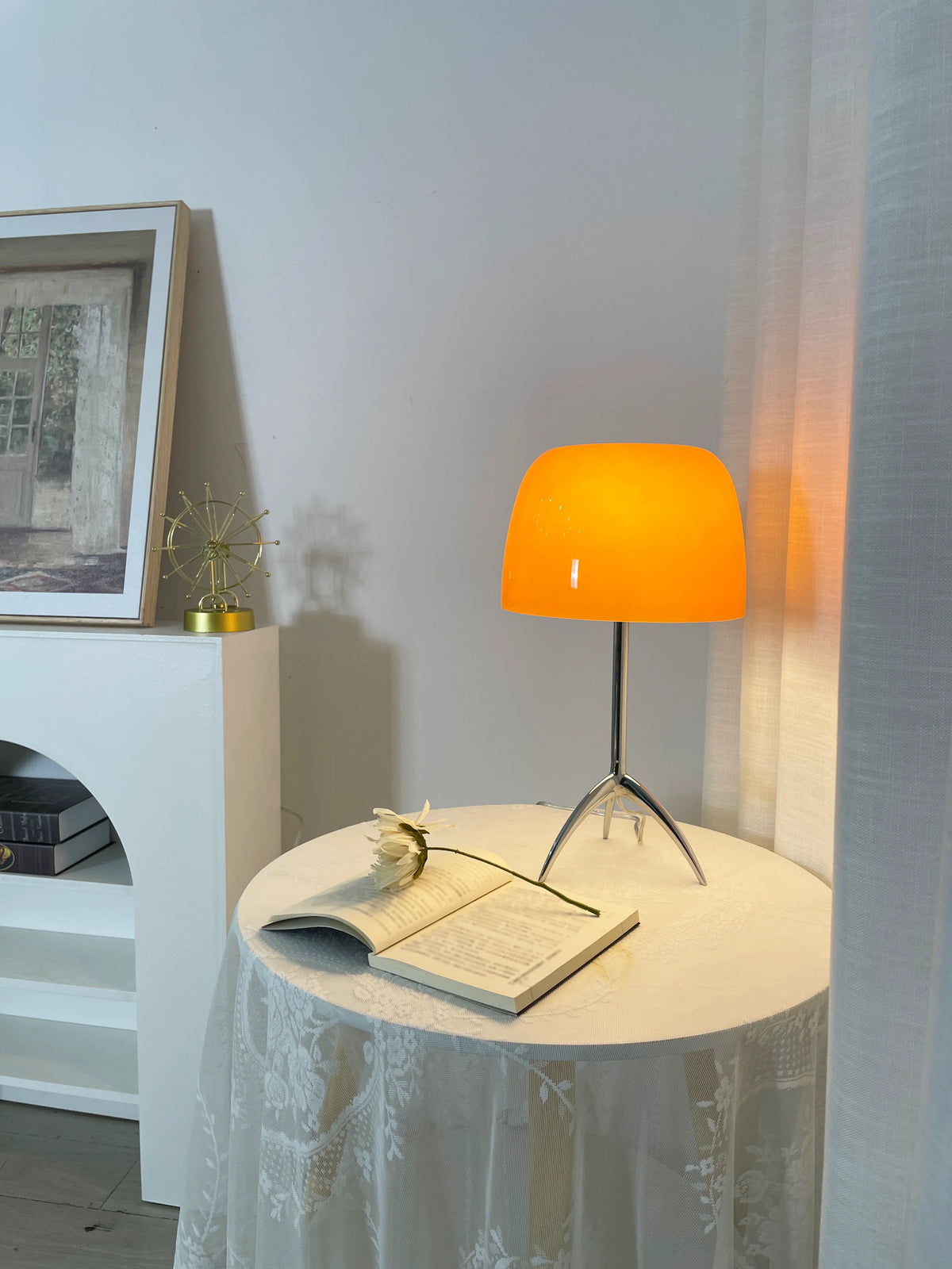 Lumiere Table Lamp
