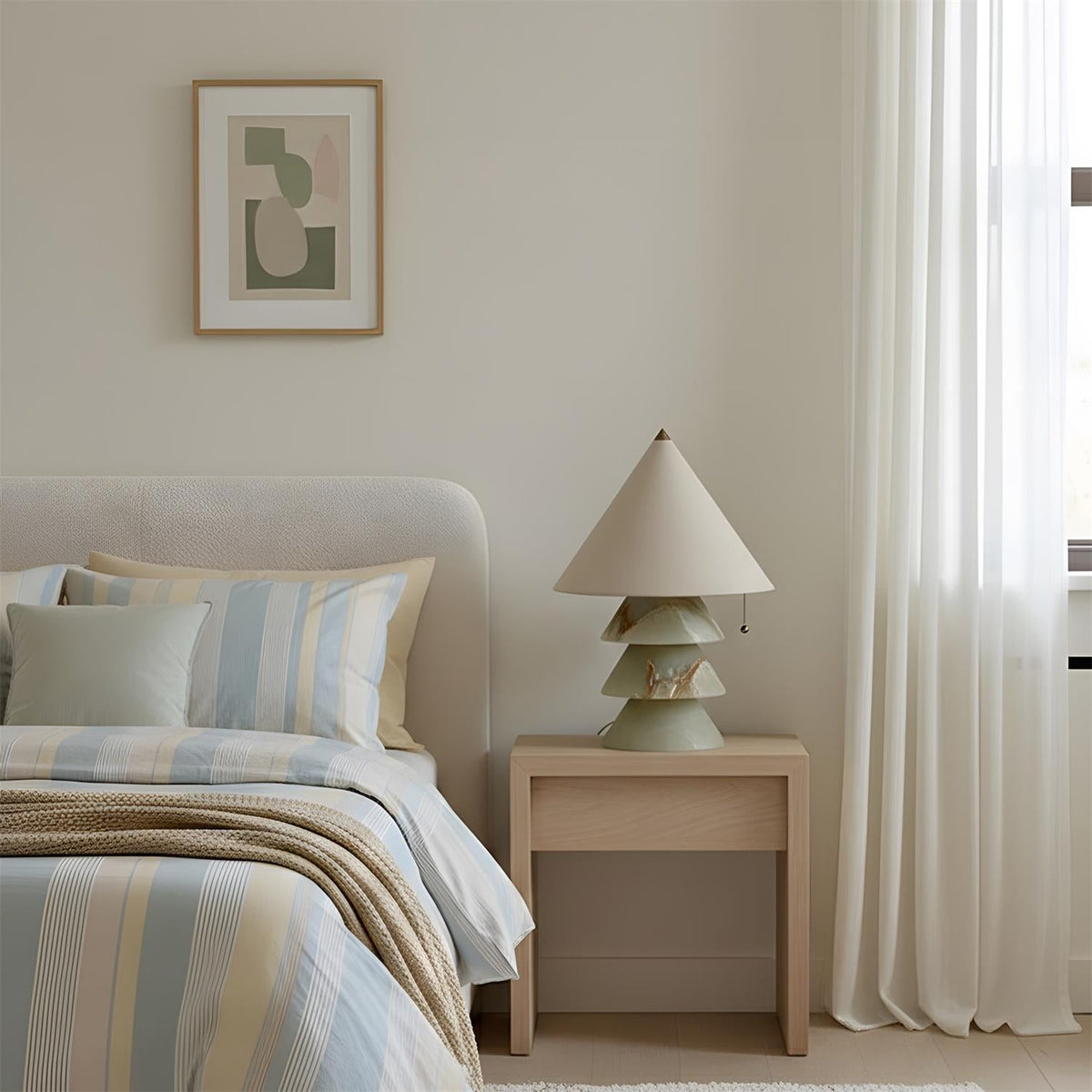 Selelise Table Lamp
