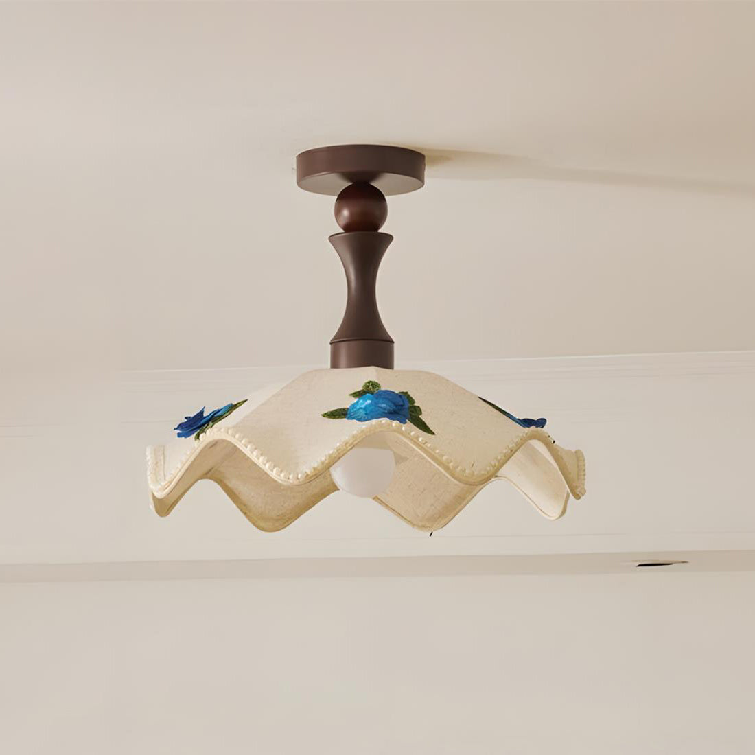 Cirirel Wavy Ceiling Lamp