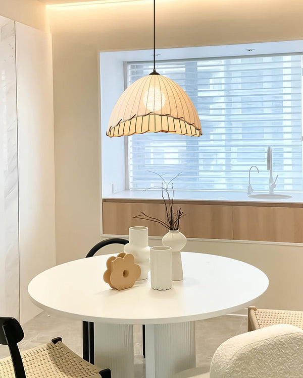 Seloeria Pendant Light