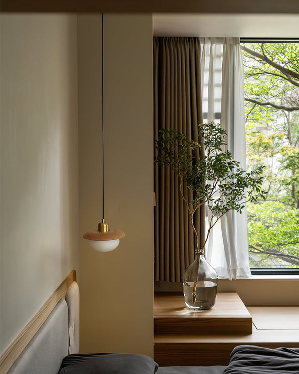 Lumanora Pendant Light