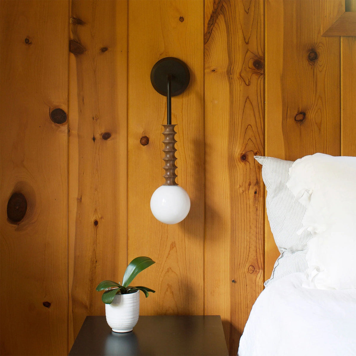 Bruno Wall Lamp