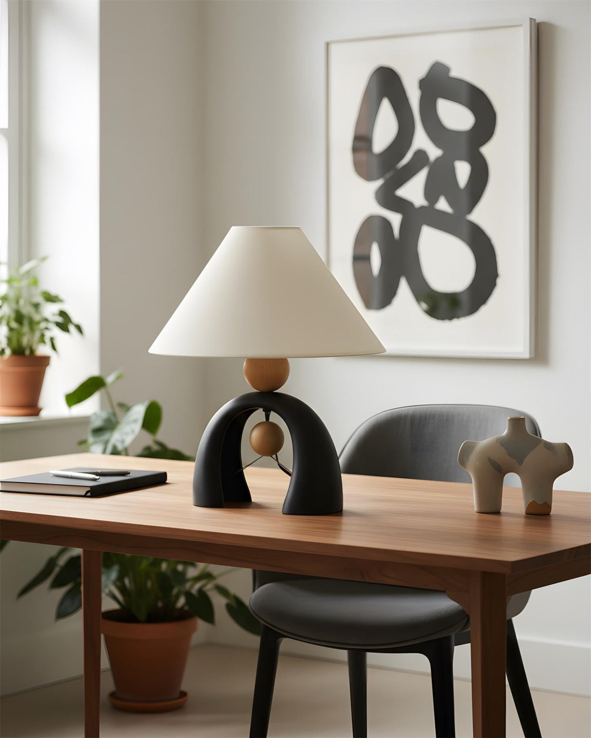 Selirella Arch Table Lamp