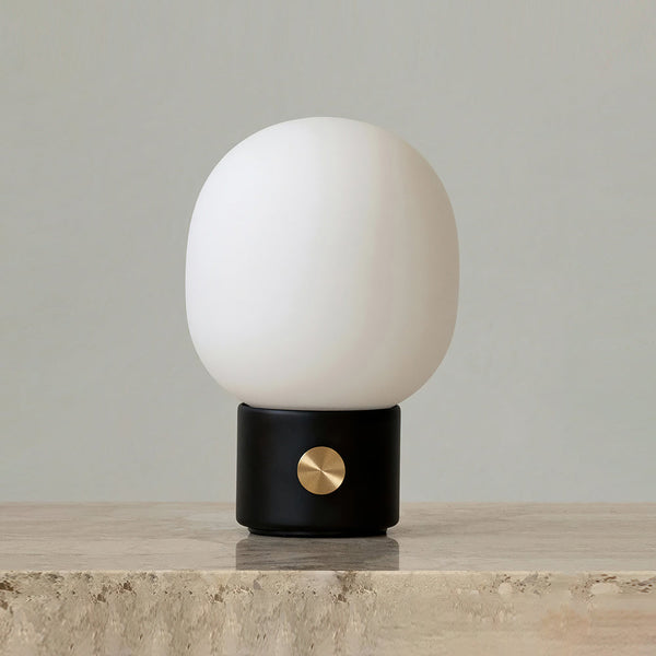 Velaaya Table Lamp