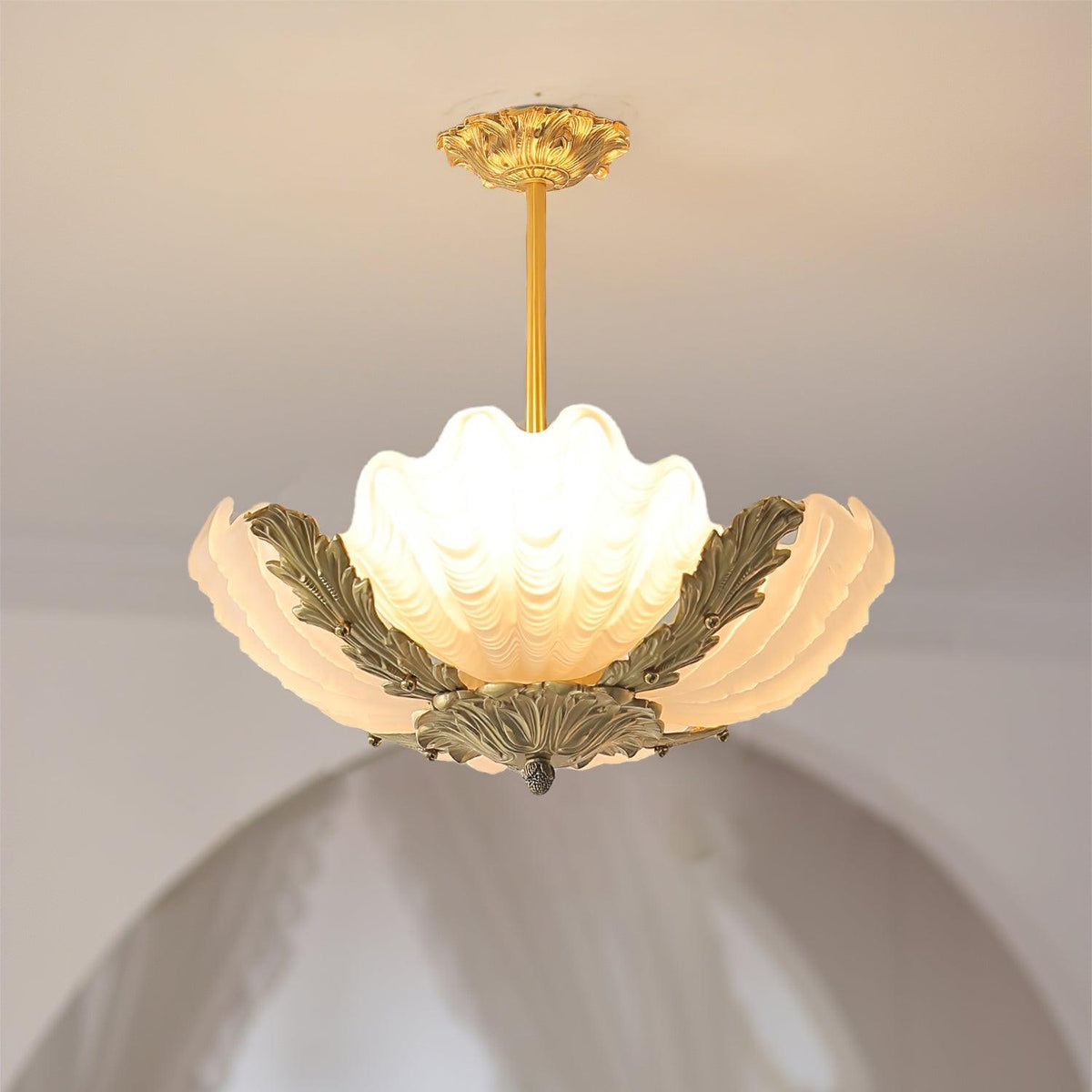 Pendant Lamp Pink Murano Shell with Brass Baroque