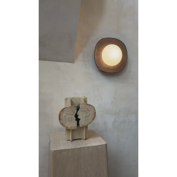 Lyvyneth Onyx Nopal Wall Lamp