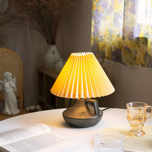 Elaenia Table Lamp