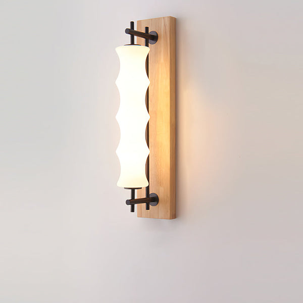 Eireelia Wavy Glass Wall Sconce