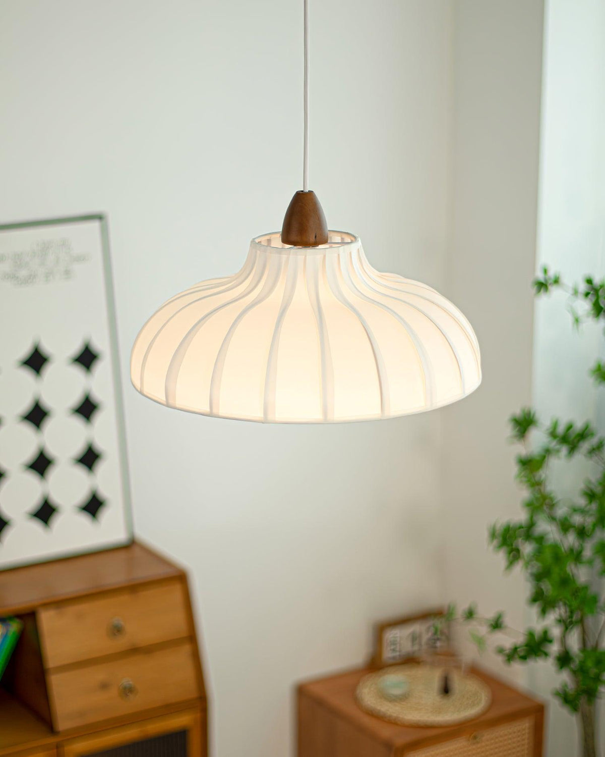 Velirielle Pendant Light