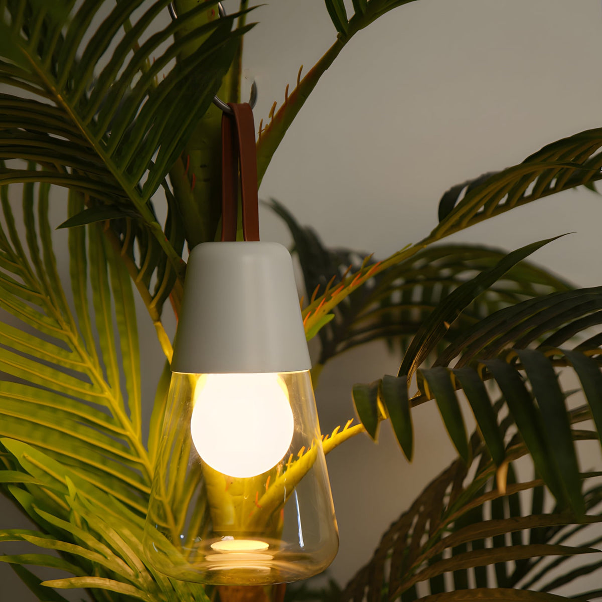 Veliine Table Lamp