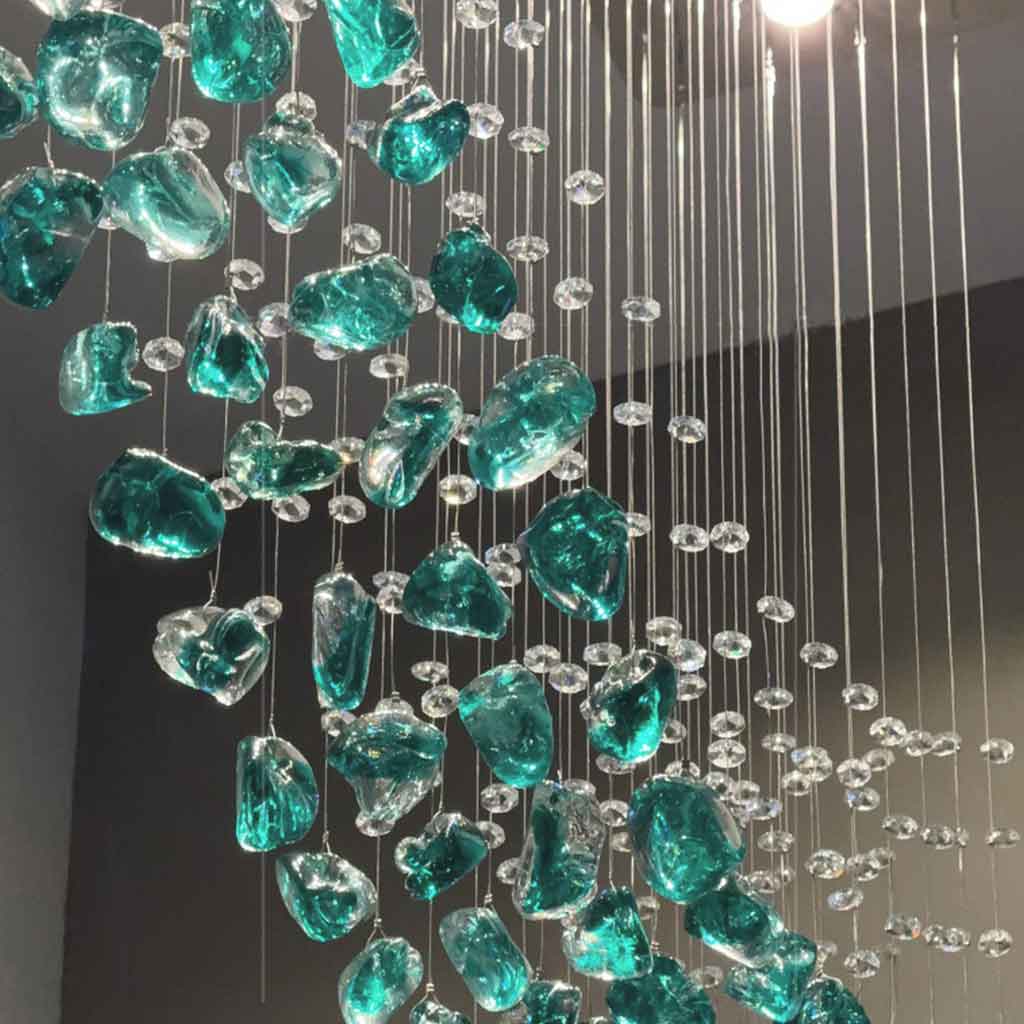 Green Chandelier Grand Long S-Shape LED Glass Drop