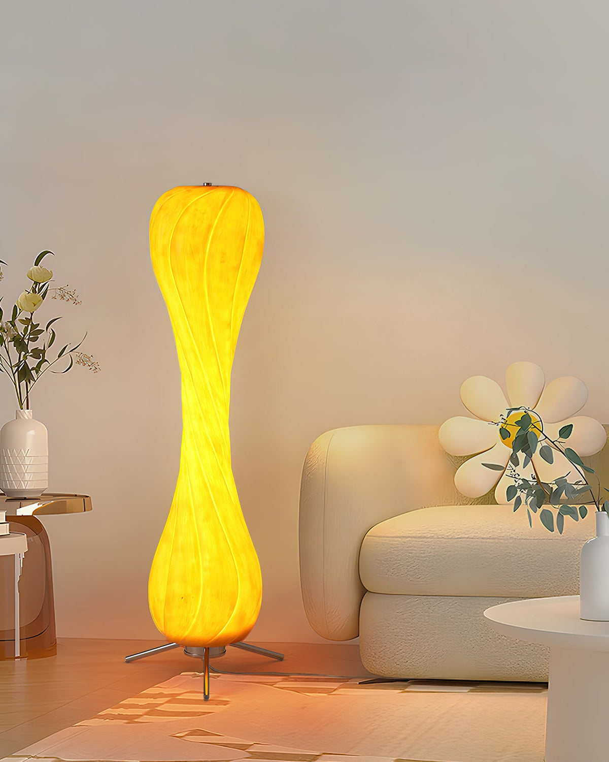 Elaanette Floor Lamp