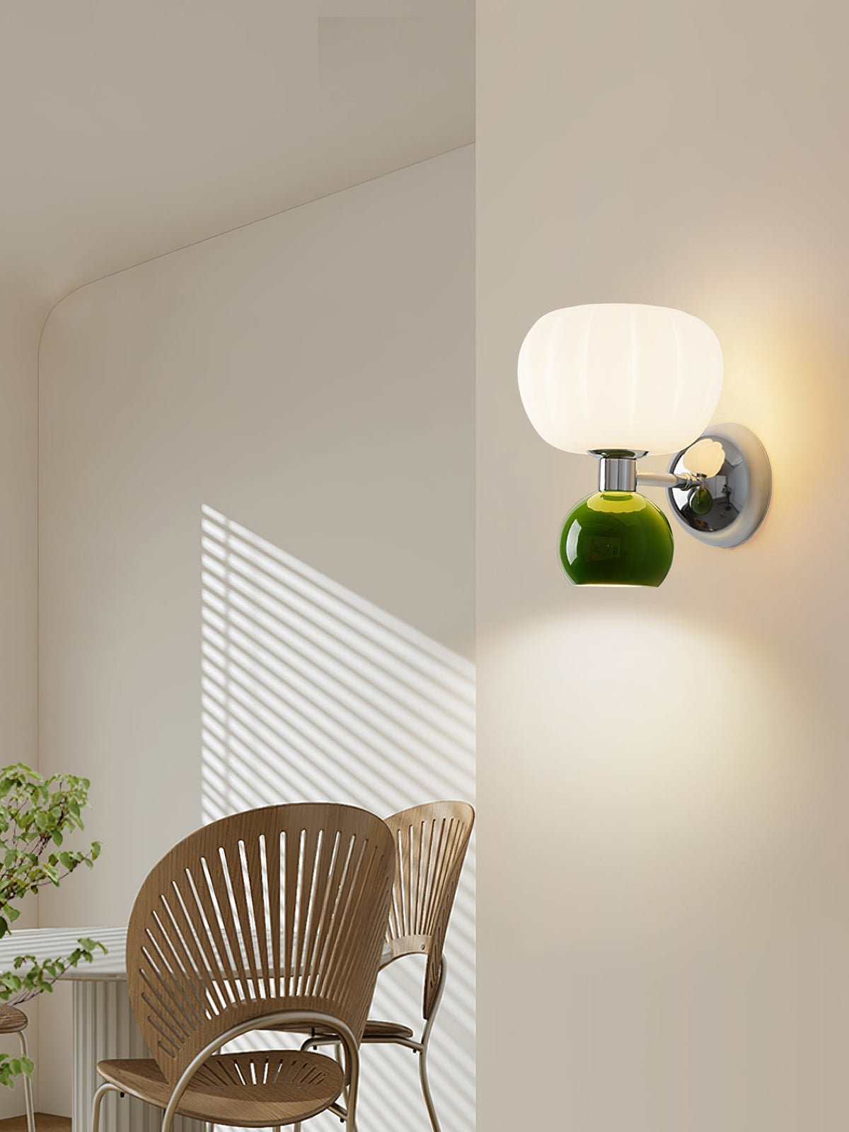 Syrinora Wall Lamp