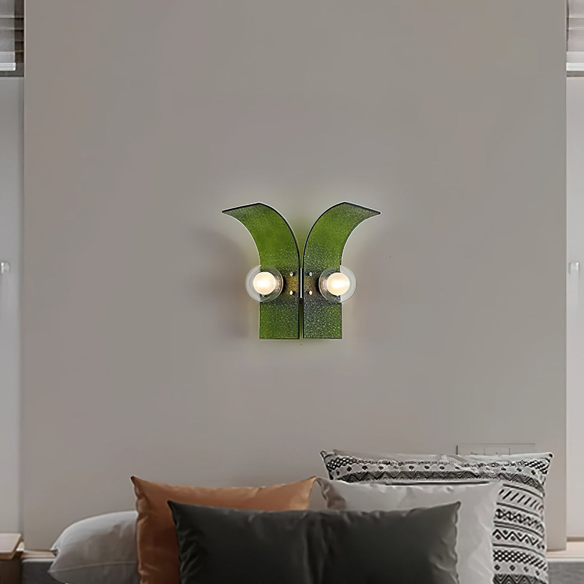 Declay Wall Light