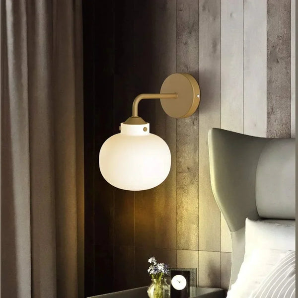 Raito Wall Light