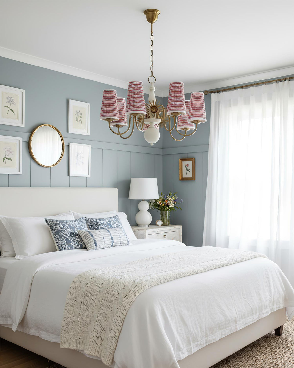 Rivanena Chandelier