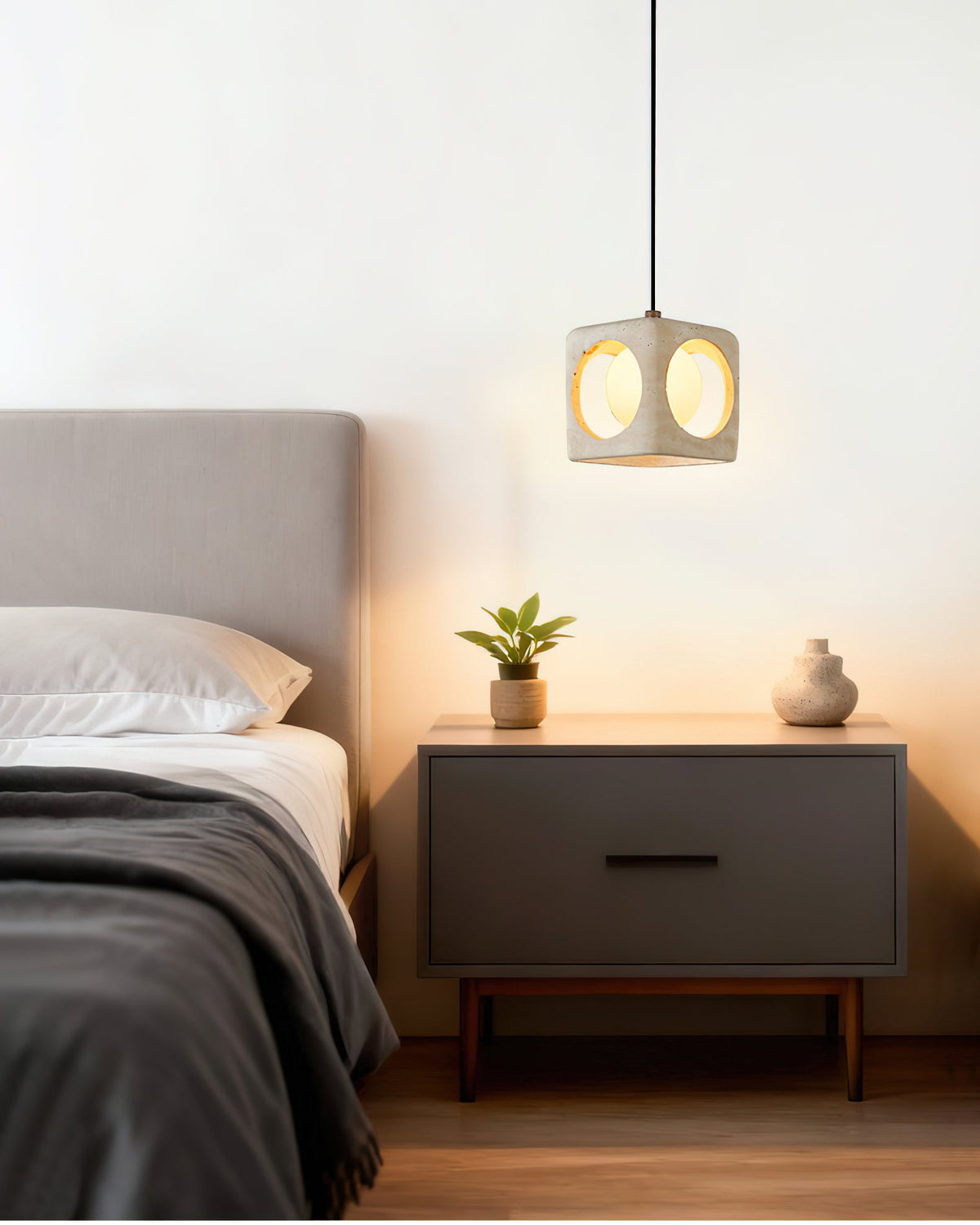Flint Pendant Light