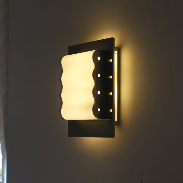 Selisella Wall Lamp
