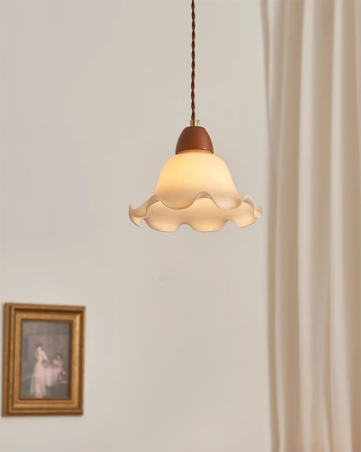 Glyna Wavy Pendant Light