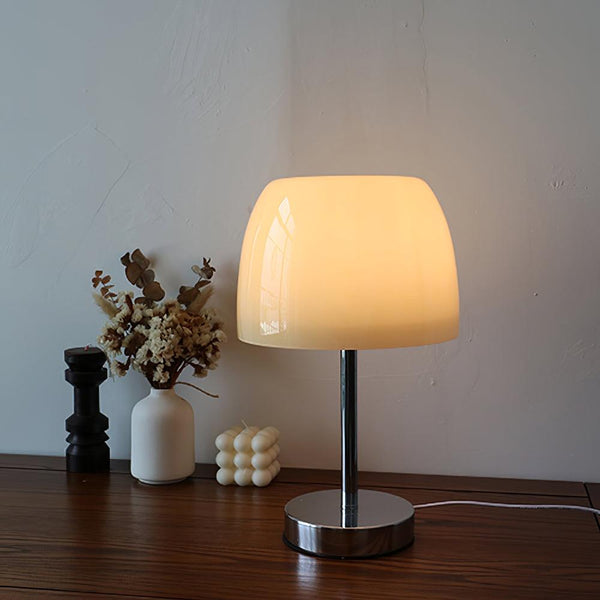 Mirinira Table Lamp
