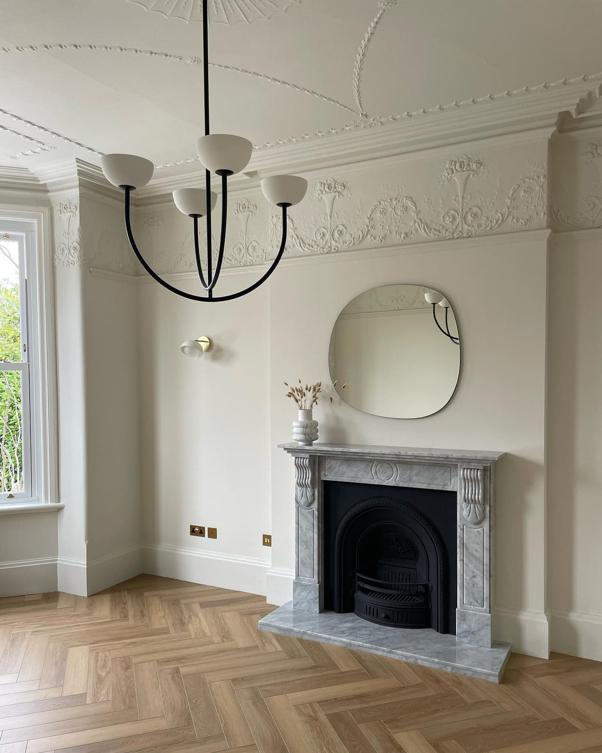 Reniselle Chandelier