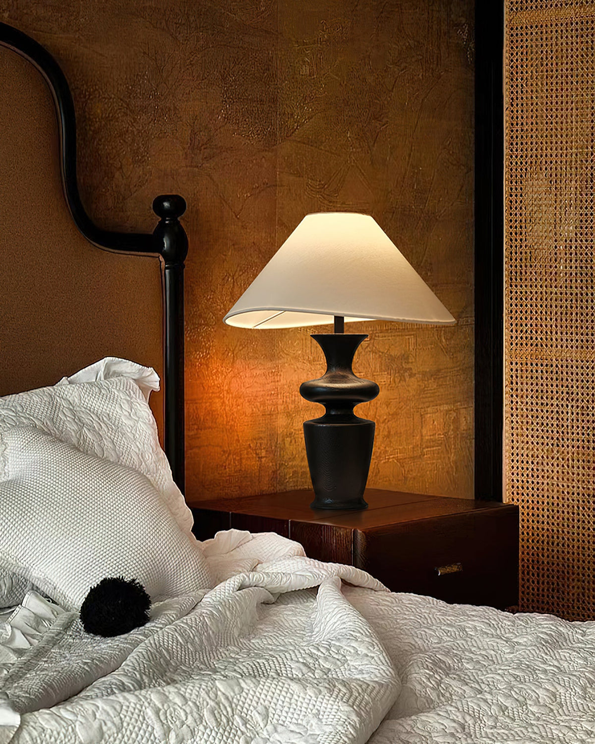Onio Table Lamp