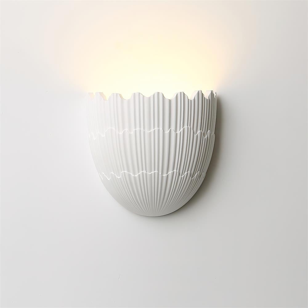 Veloraine Wall Lamp
