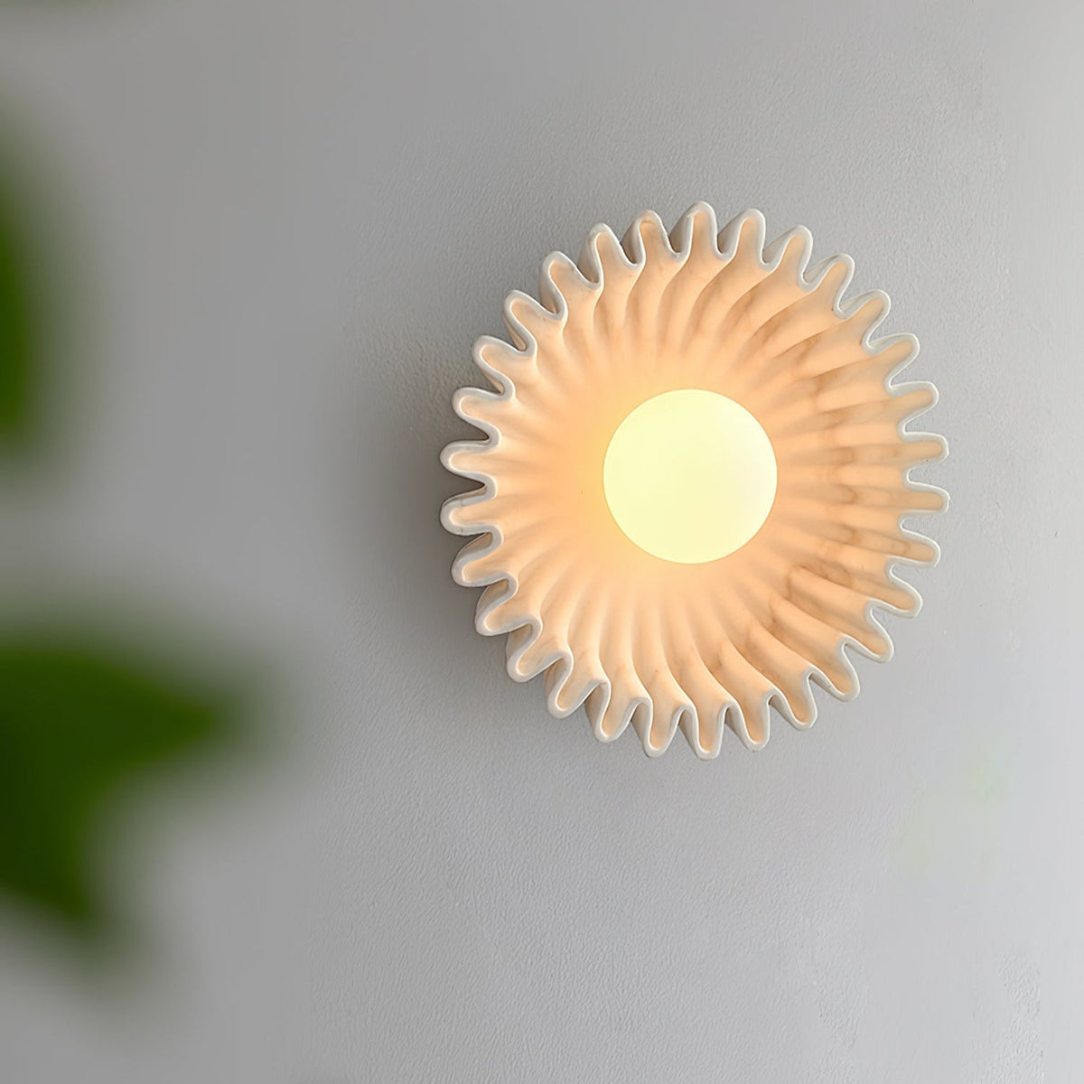 Solora Flora Wall Lamp