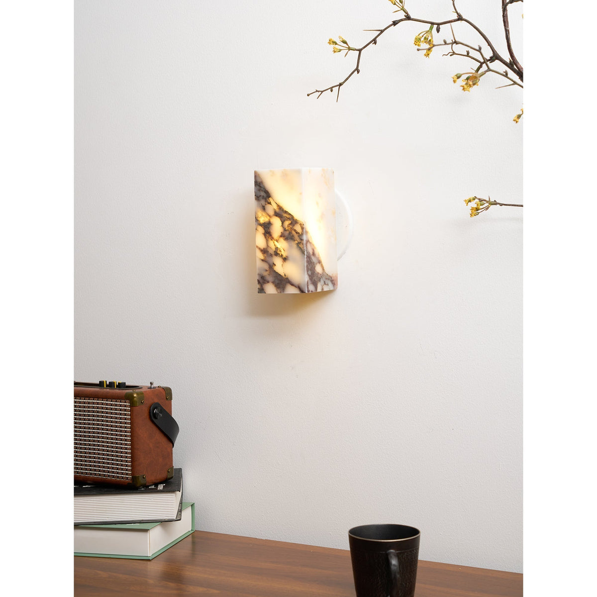 Illaee Square Marble Wall Lamp