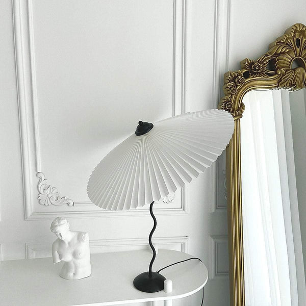 Squiggle Table lamp