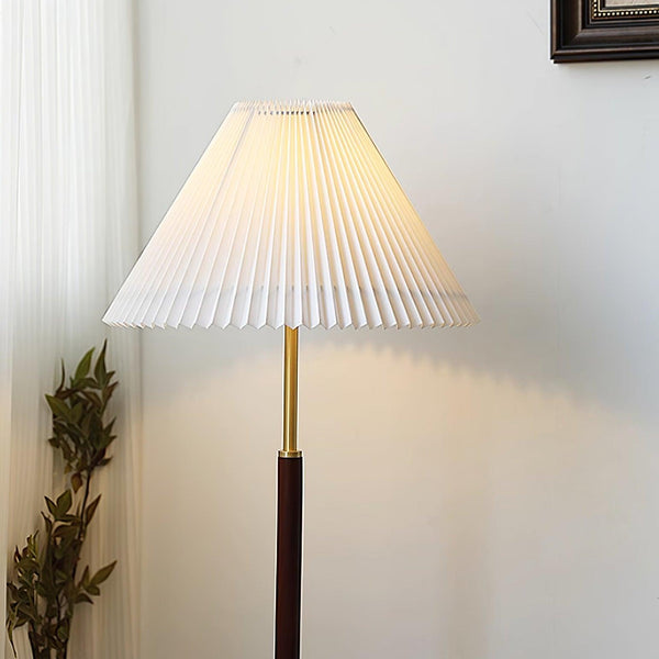 Virairine Floor Lamp