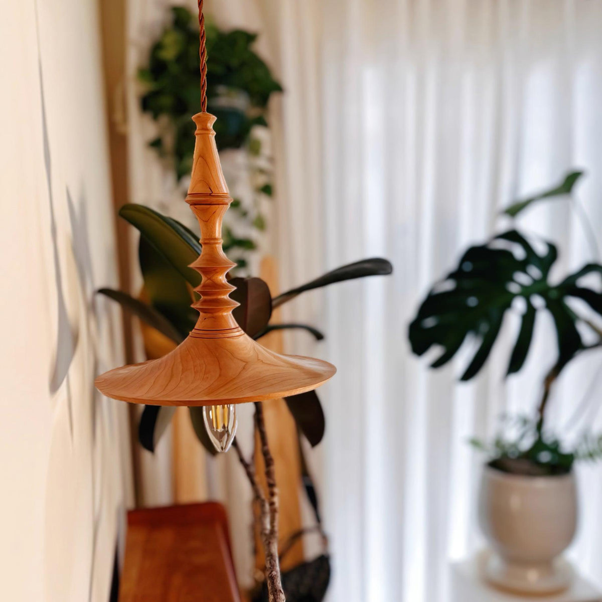 Oreliina Pendant Lamp